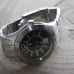 Jaki elegancki zegarek można nosić do pracy?